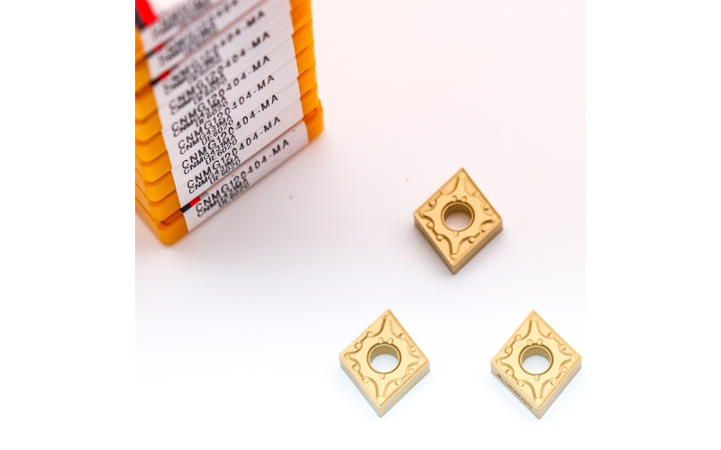 三菱数控刀片CNMG120404-MA UE6020钢件车削加工